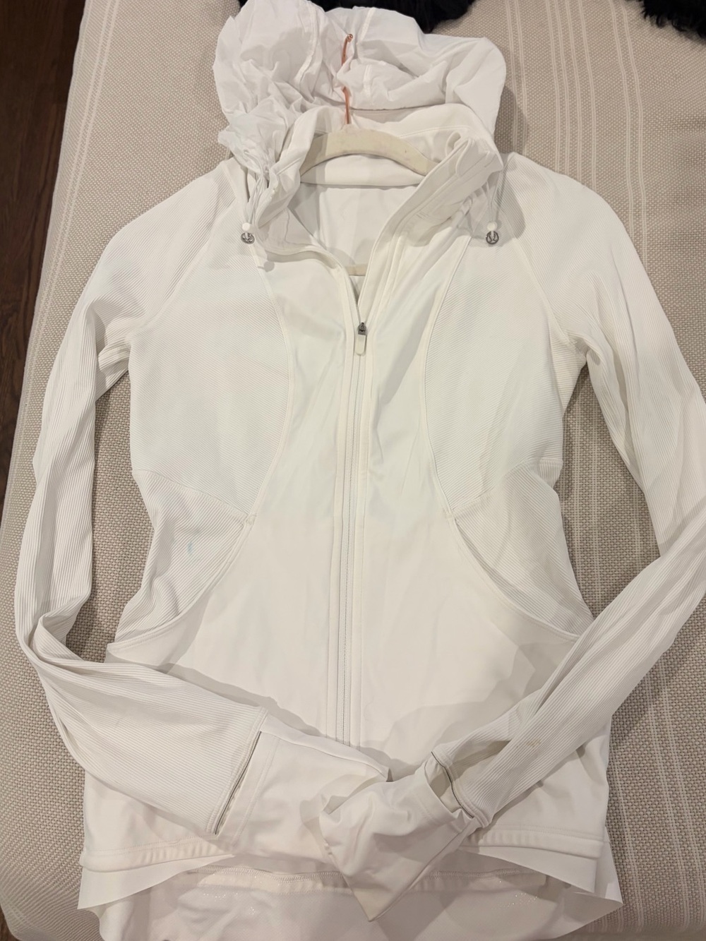 Lululemon Women’s White Hooded Zip-Up Jacket